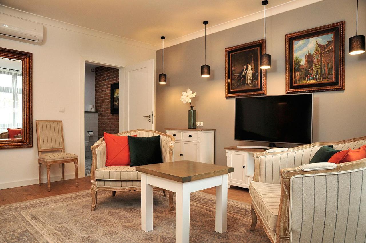 Apartamenty Zeglarska 25 Torun Bagian luar foto